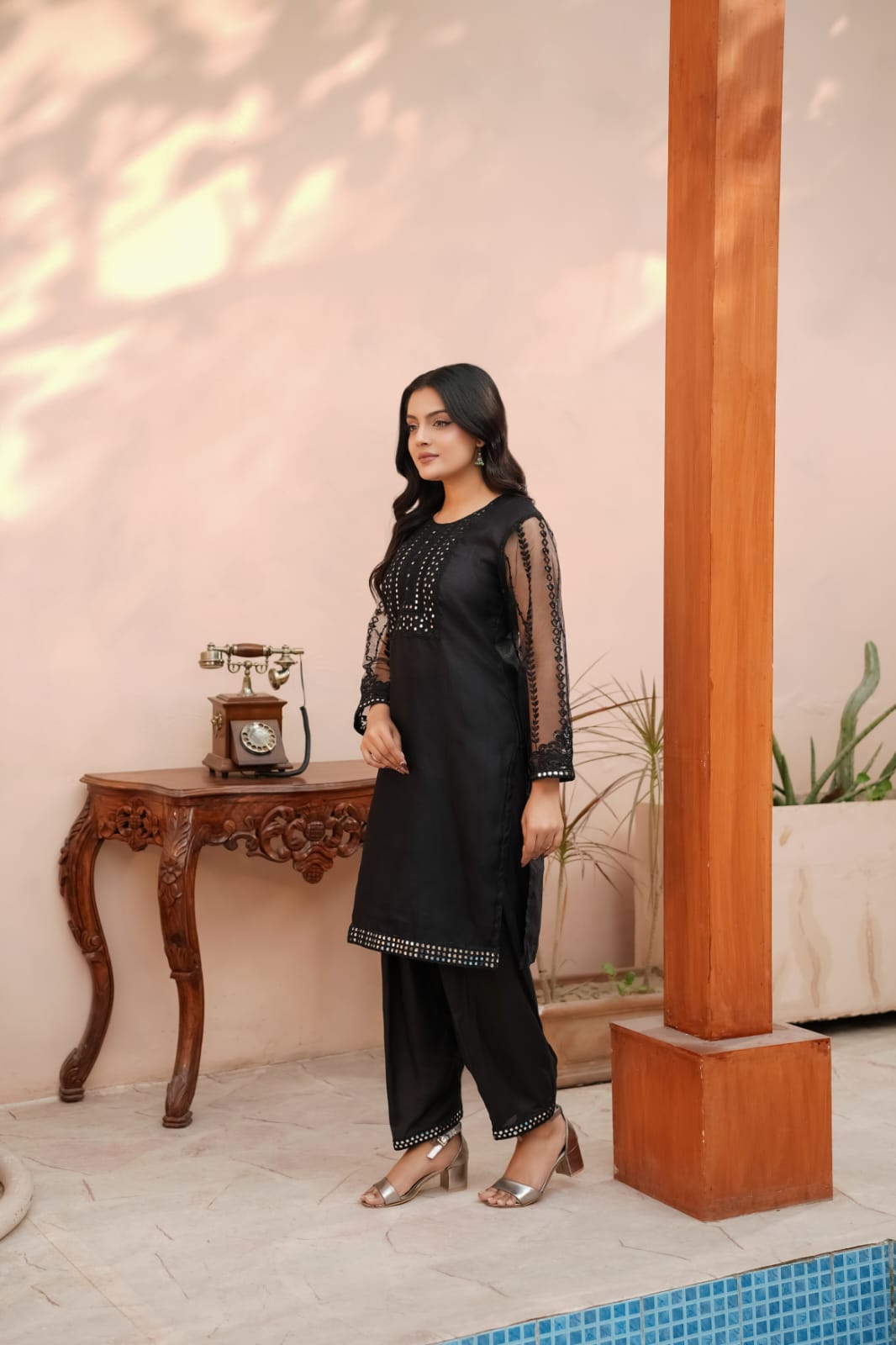 Abnus Charm | Embroidered Cotton Net 2-Piece
