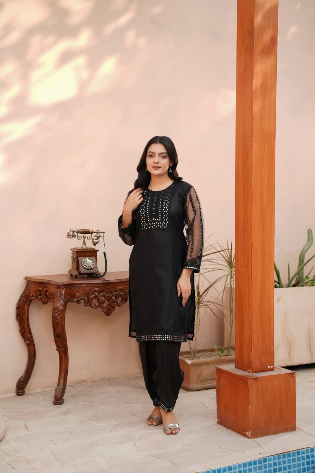 Abnus Charm | Embroidered Cotton Net 2-Piece